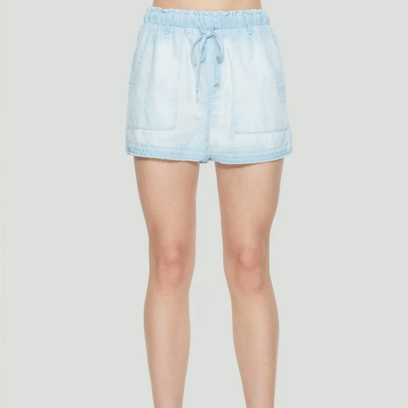 Dex Tencel Patch Pocket Short - Picture 1 of 8